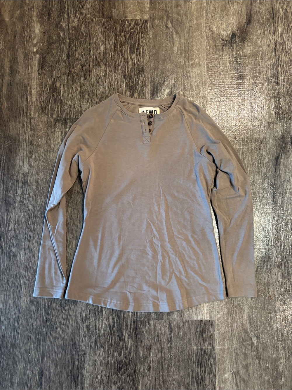 AFWD Long-Sleeve Henley Tee in Taupe